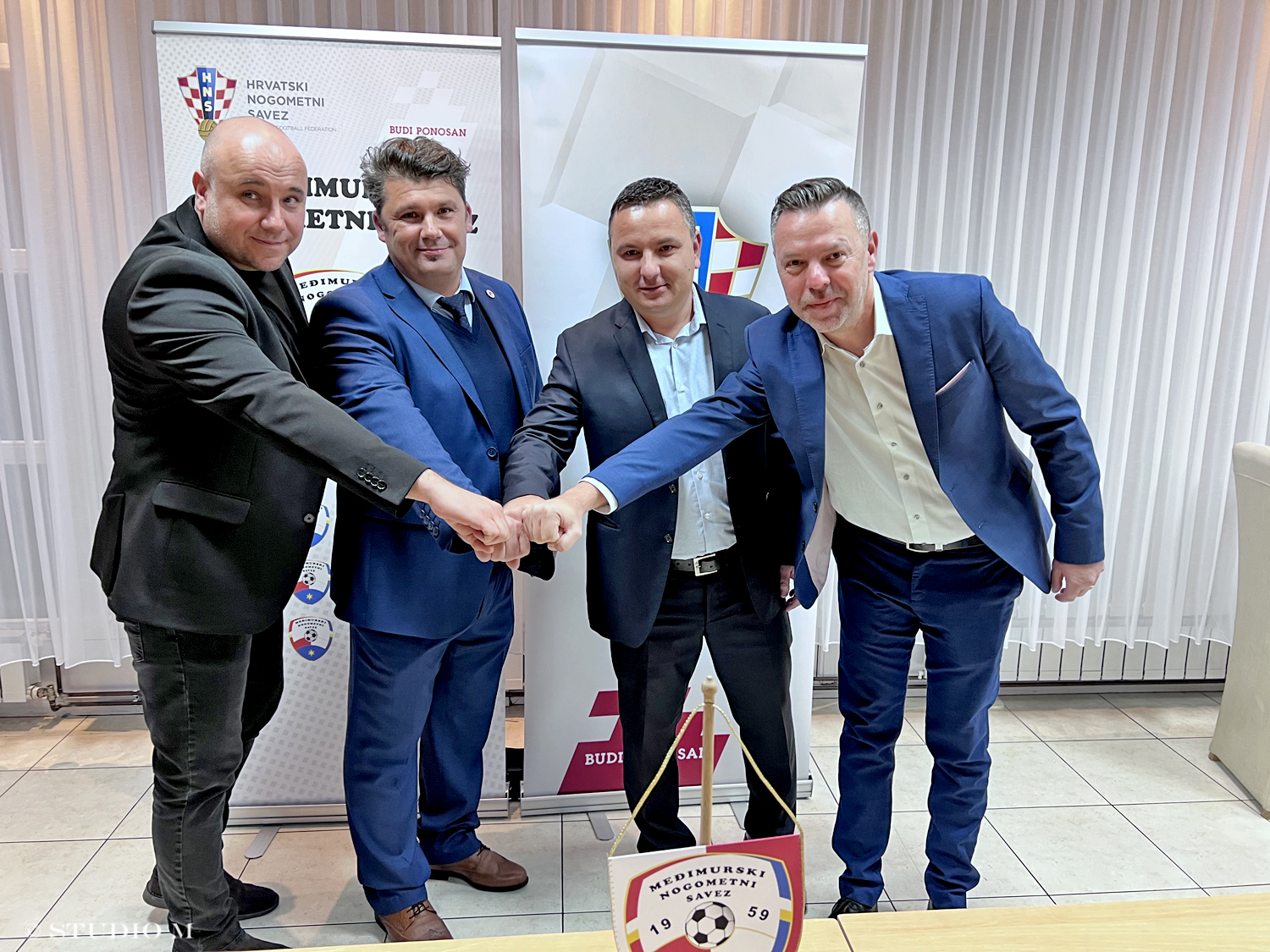 MNS - novo vodstvo, izvanredna izborna sjednica Skupštine 19.11.2021. predsjednik Kristijan Antolović i dopredsjednici Mišel Ganzer, Ivan Kos i Miroslav Novinščak