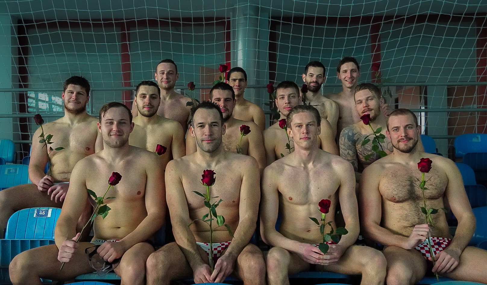 HVS: Vaterpolisti čestitali Dan žena / 8.3.2023.