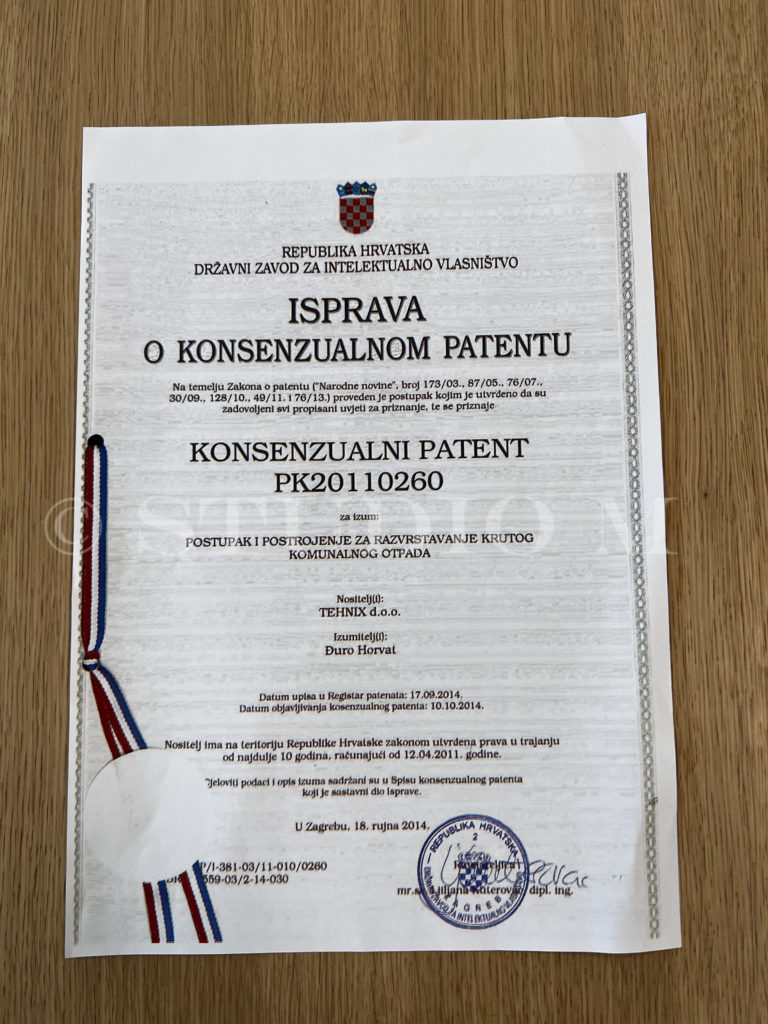 Tehnix Sortirnica patent Foto studiom 2