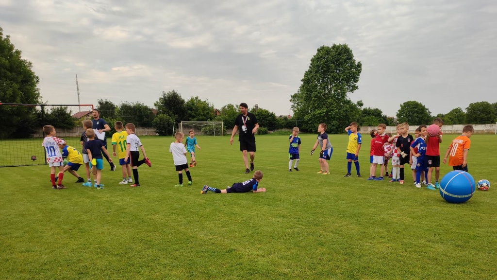 353129205 237010355742195 4677139257805967774 n