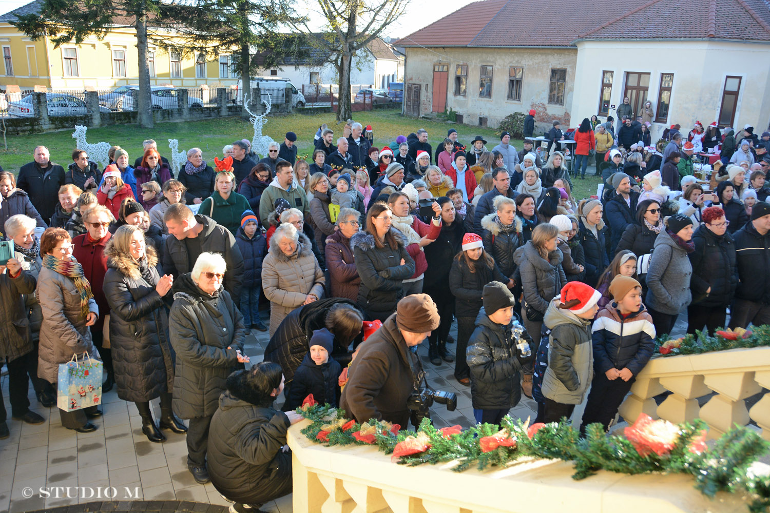 Adventske radosti v Dobravi, dom kulture Zalan, Donja Dubrava, 3.12.2023. | Foto: Željka Švenda / Studio M