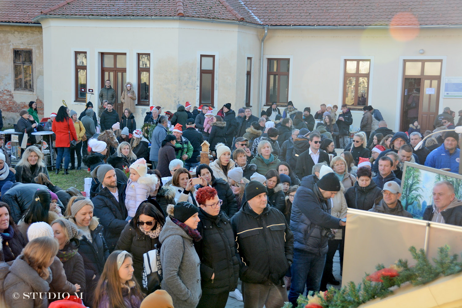 Adventske radosti v Dobravi, dom kulture Zalan, Donja Dubrava, 3.12.2023. | Foto: Željka Švenda / Studio M