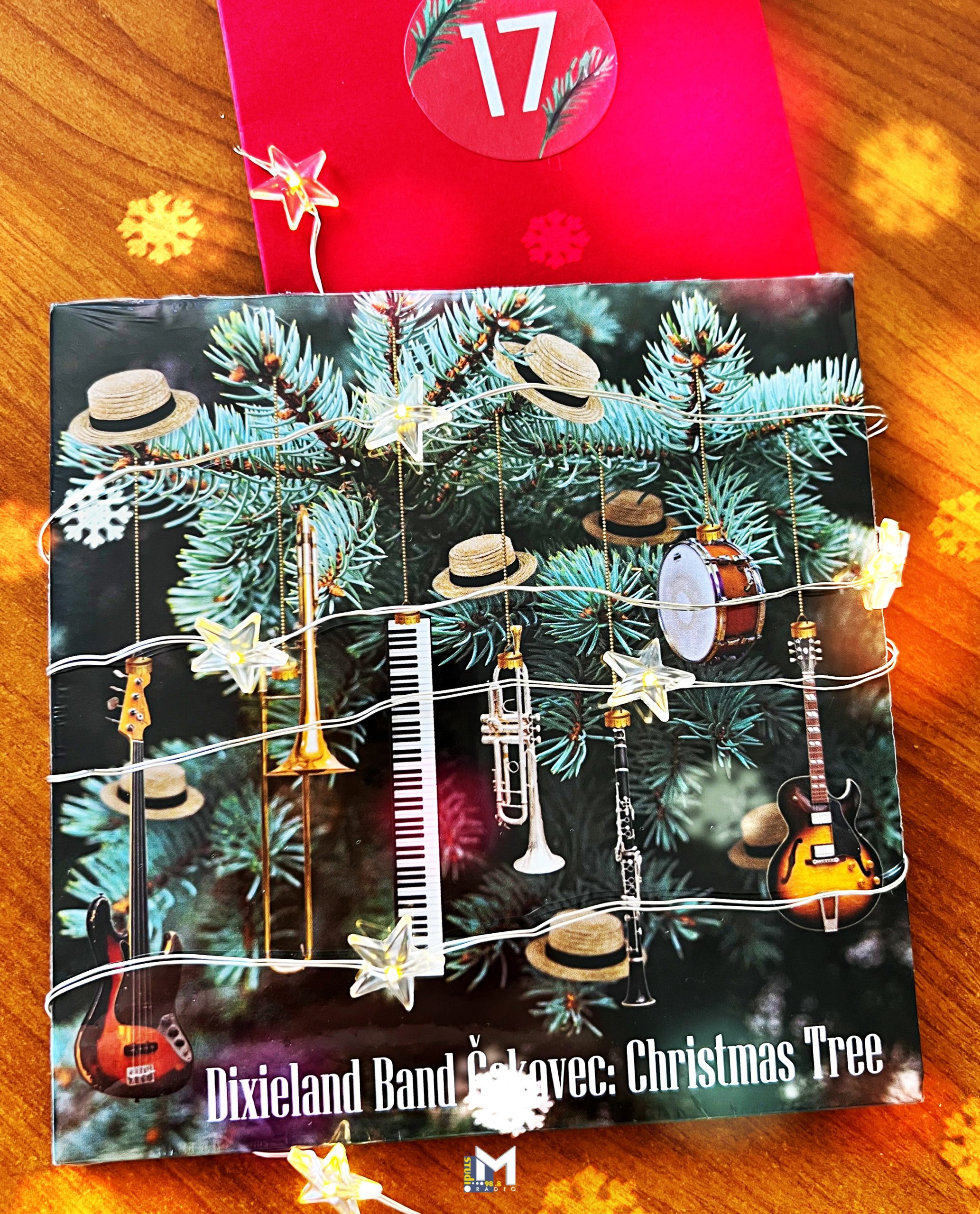 Adventski kalendar Studija M, CD Christmas Tree Dixieland band Čakovec