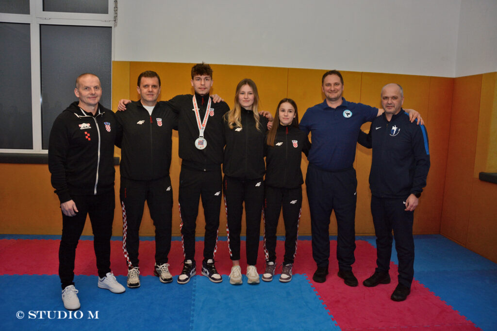 DSC 4329 KK Globus Sven Strahija EP srebro www.studiom.hr