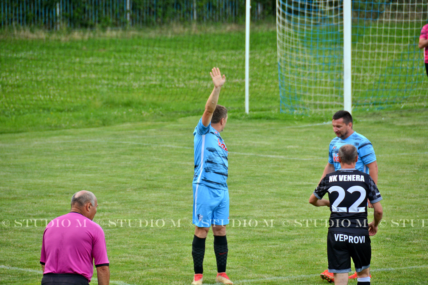 DSC 0454 NK Mladost Venera veterani studiom.hr