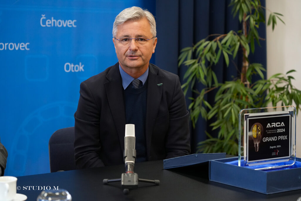 Grad Prelog Prijem Komet i Tehnix Studio M 3