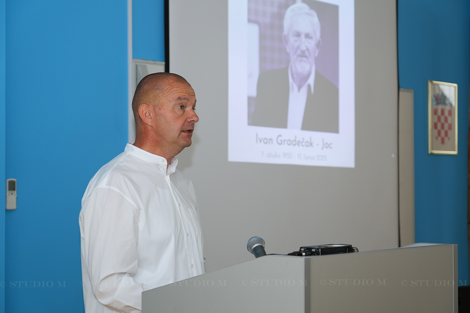 Ivan Gradecak Joc Komemoracija Studio M 15