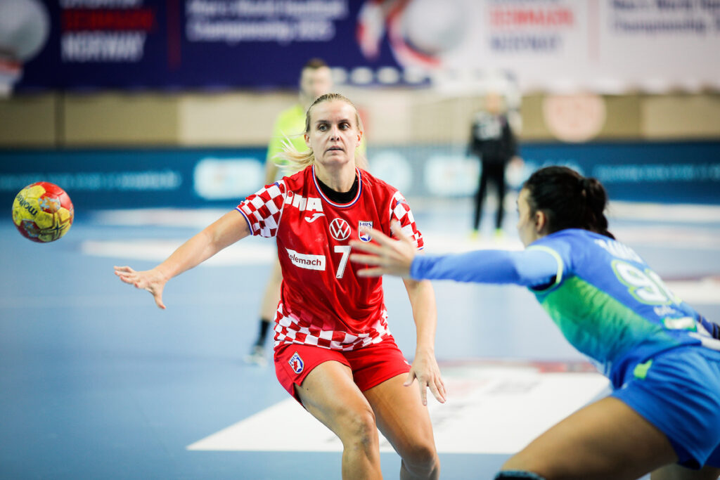 Dora KRSNIK (7), during the handball match between Croatia vs Slovenia, Friendly match, Porec, Croatia, 27.11.2021, Mandatory Credit © Jozo Cabraja / kolektiff