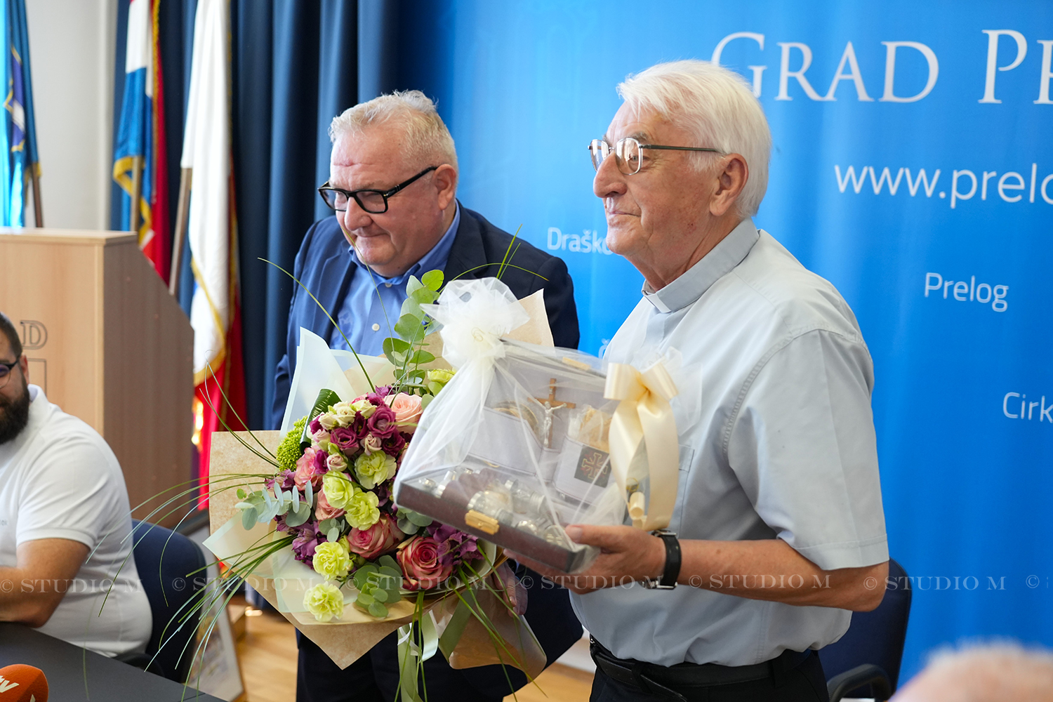 Grad Prelog Zupnik Hoblaj i vlc Cestar Oprostaj Studio M 2