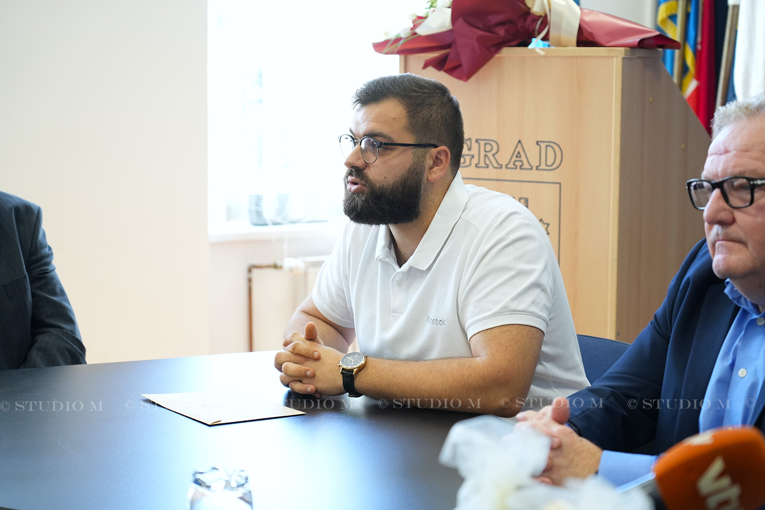 Grad Prelog Zupnik Hoblaj i vlc Cestar Oprostaj Studio M 8