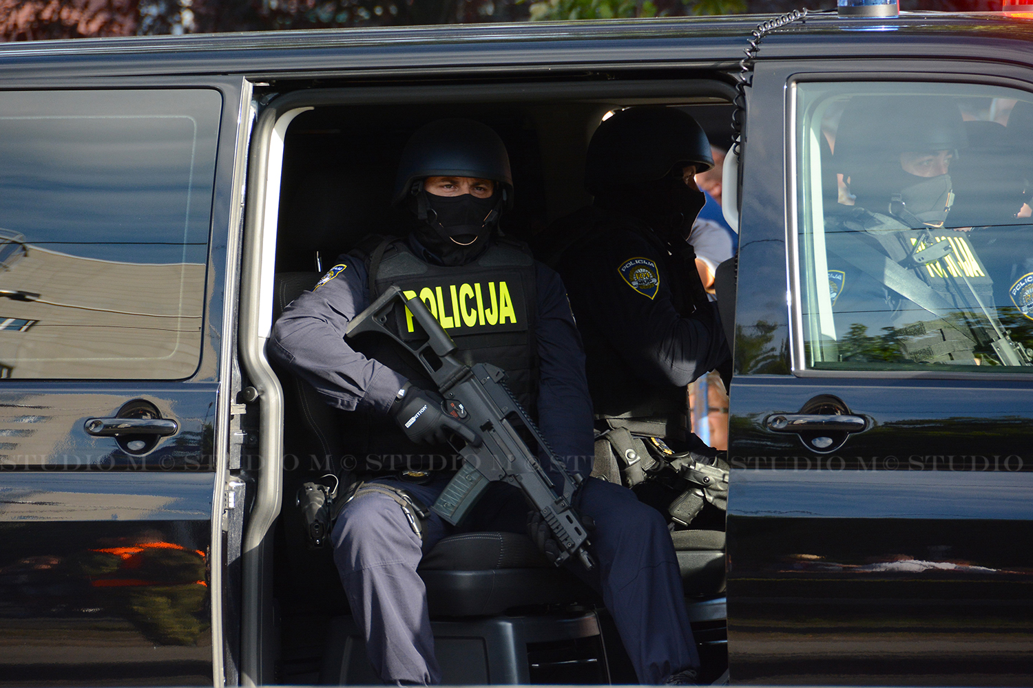 VRO Oluja 1995 2025 Mimohod Studio M 18