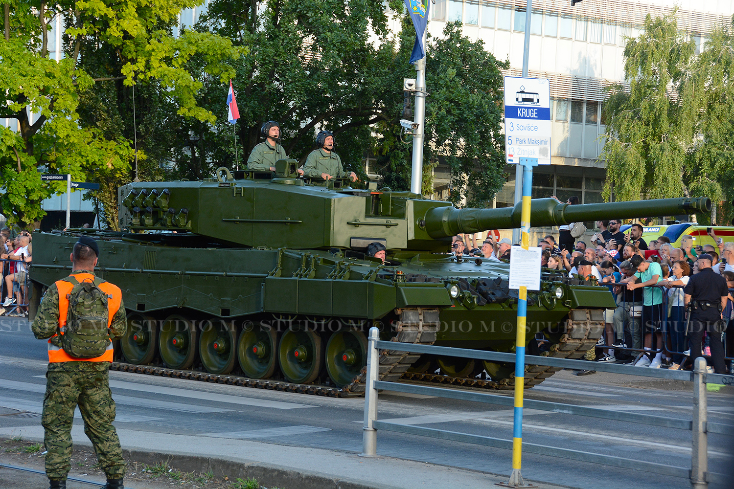 VRO Oluja 1995 2025 Mimohod Studio M 41