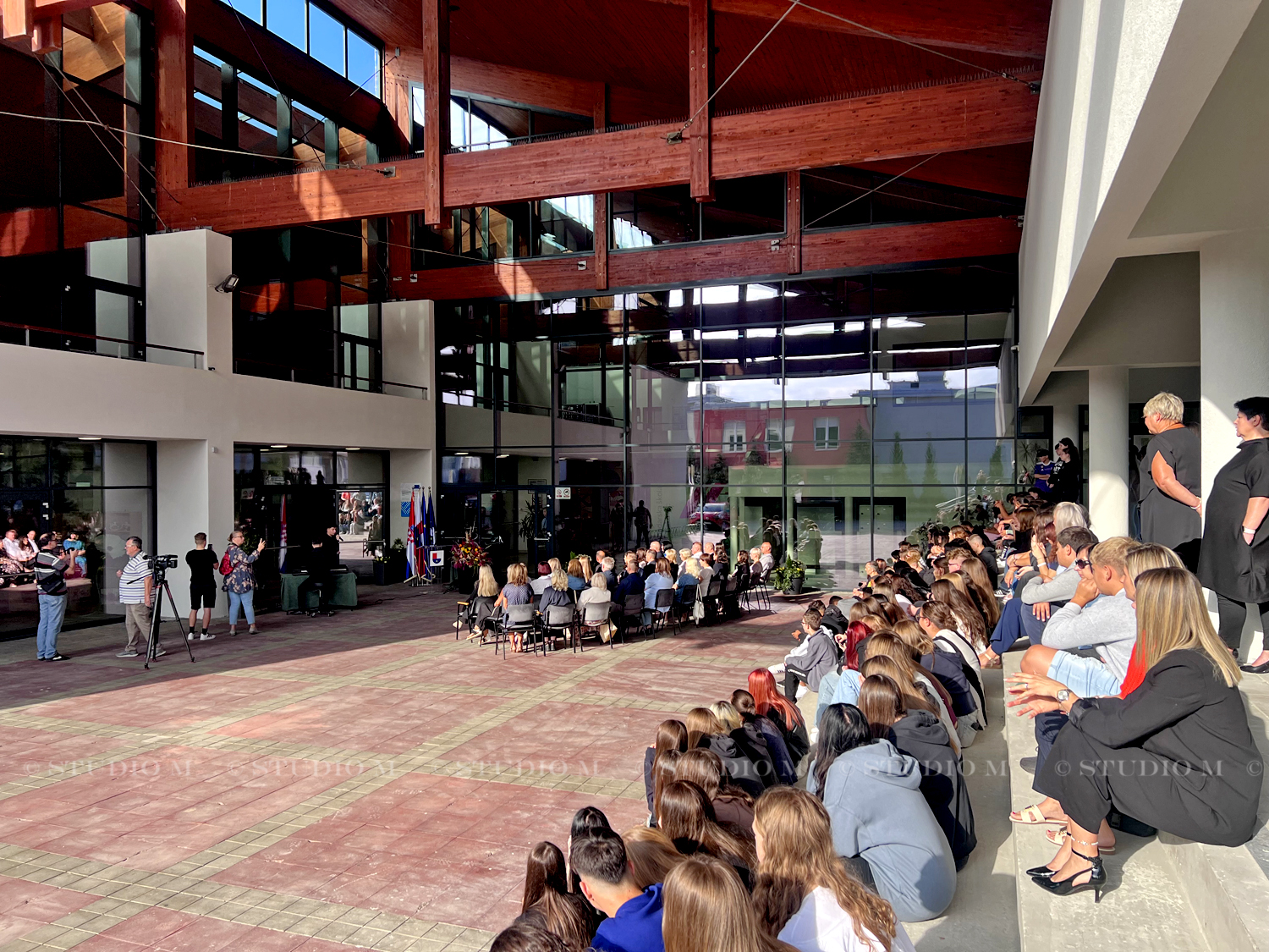 IMG 8356 MZ Gospodarska skola studiom.hr