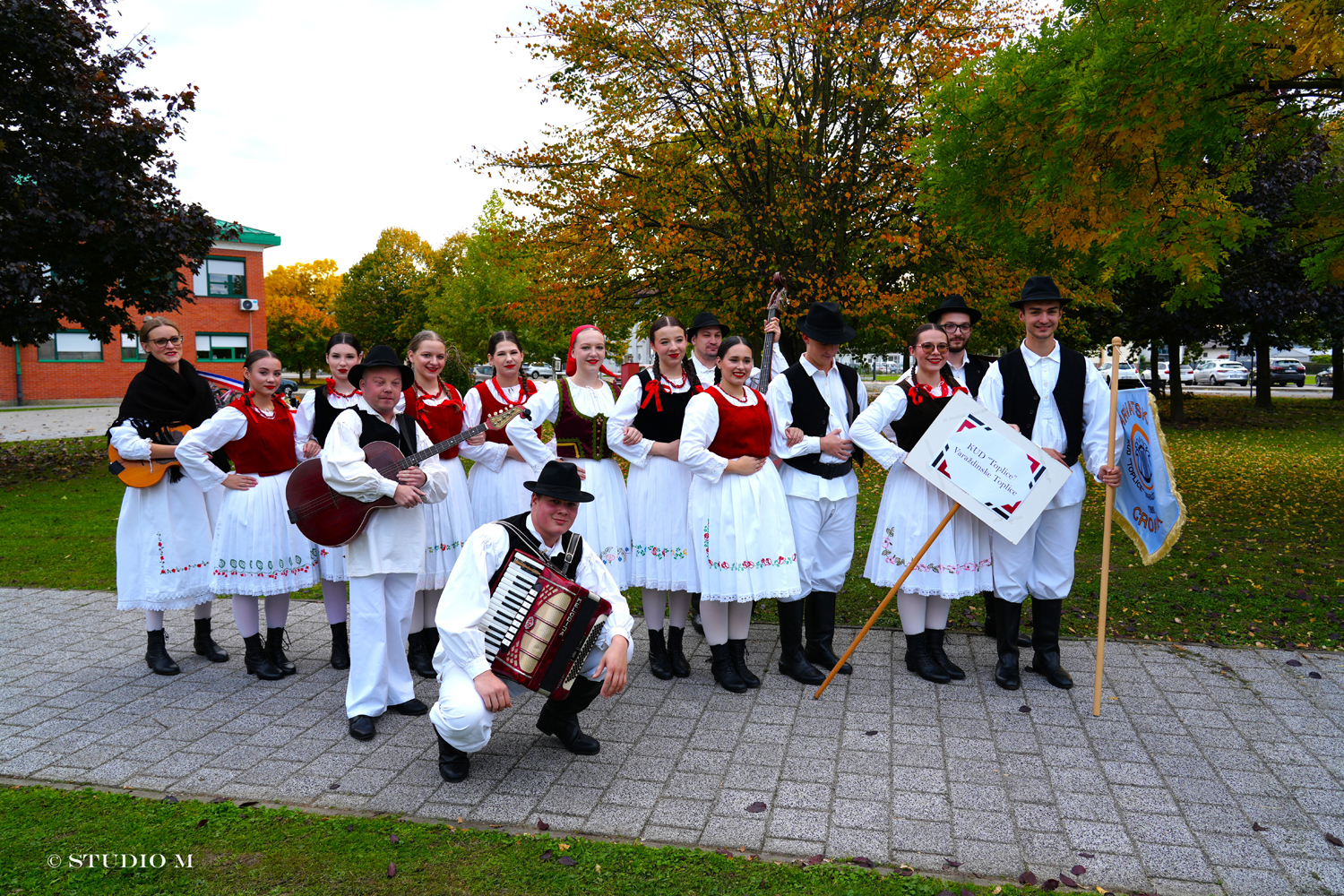 30 Prilocki folklorni susreti Studio M 101