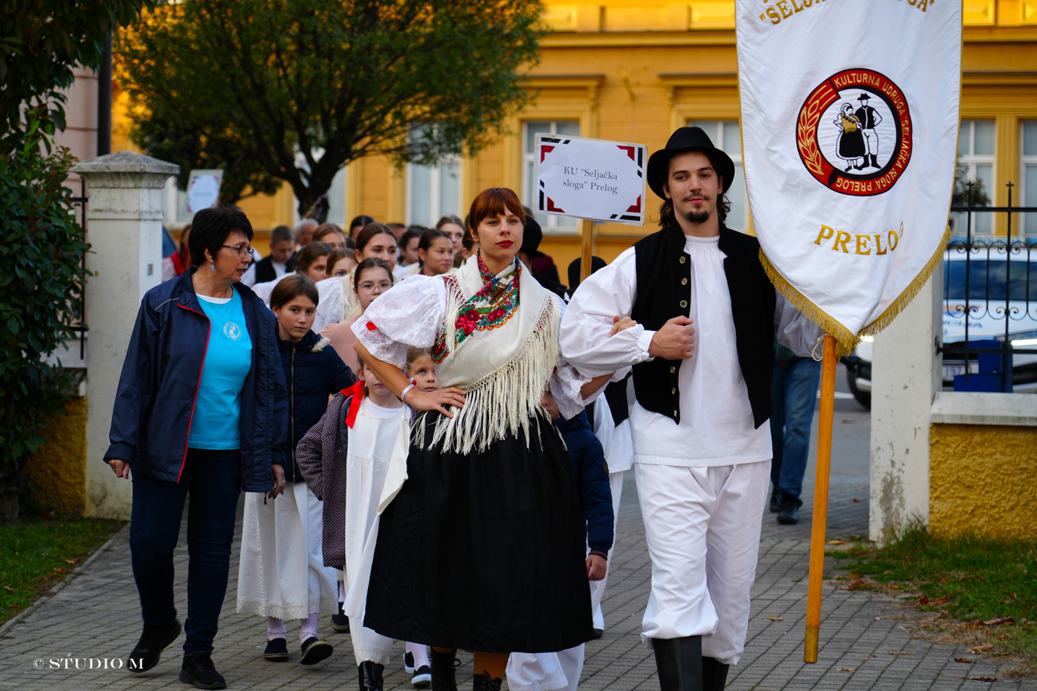 30 Prilocki folklorni susreti Studio M 121