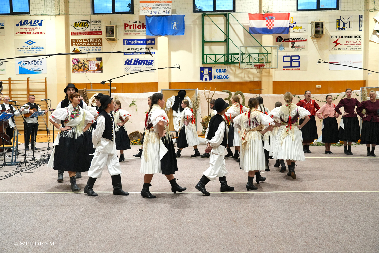 30 Prilocki folklorni susreti Studio M 24