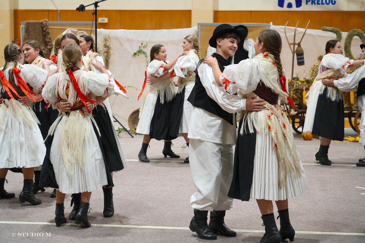 30 Prilocki folklorni susreti Studio M 27