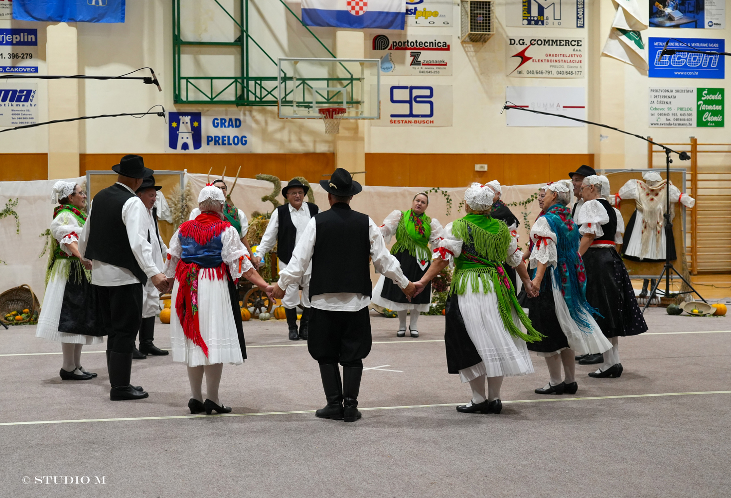 30 Prilocki folklorni susreti Studio M 59