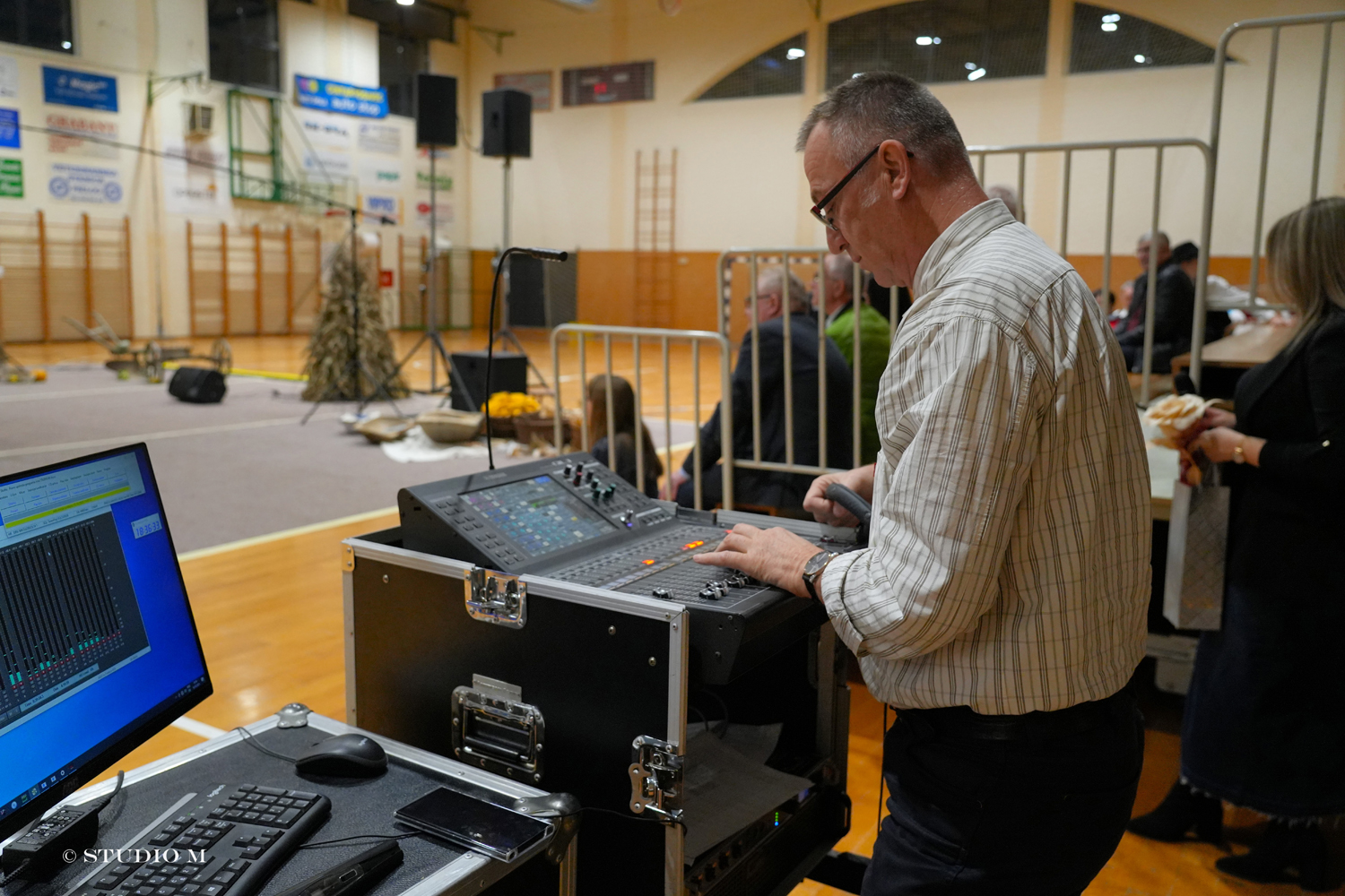 30 Prilocki folklorni susreti Studio M 60