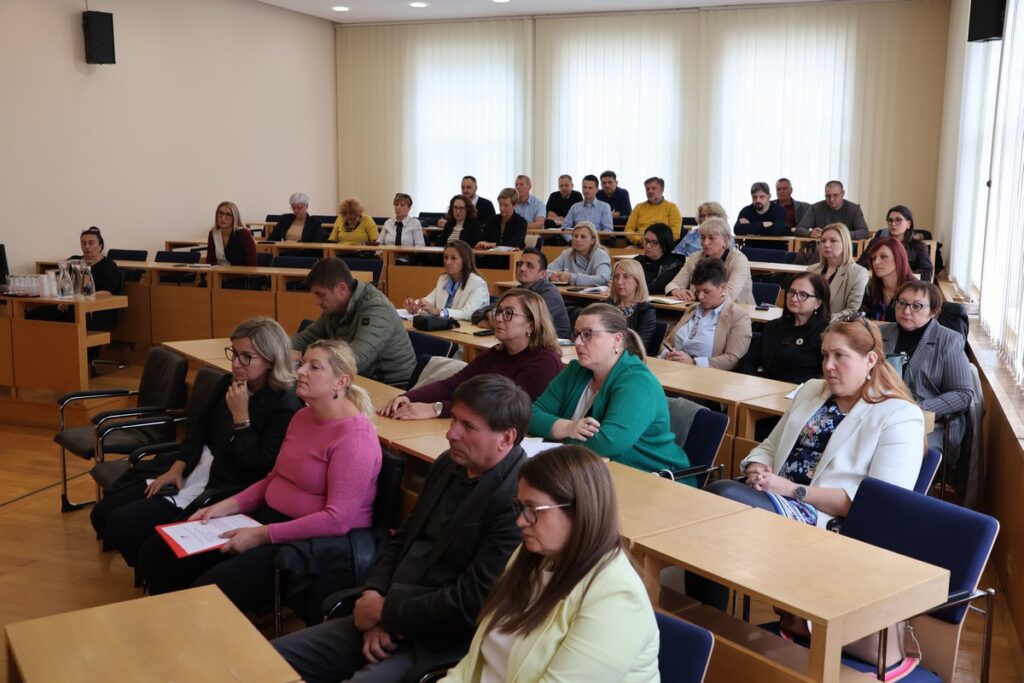 Sastanak ravnatelja OS 3