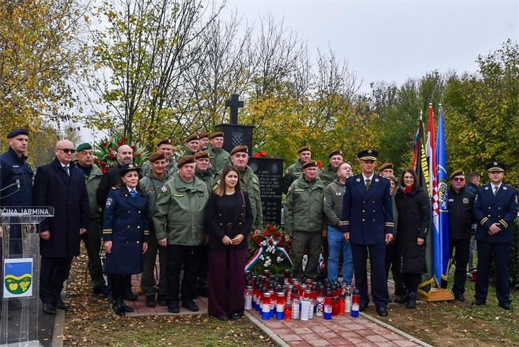 54910881032 81749ba8b0 o