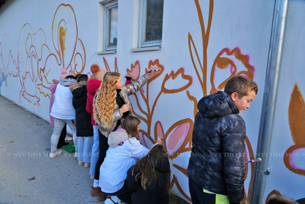 Mural Prelog R.Trajkova i OS Prelog www.studiom 16