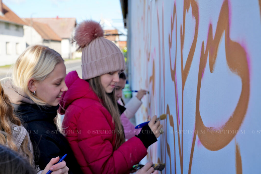 Mural Prelog R.Trajkova i OS Prelog www.studiom 7