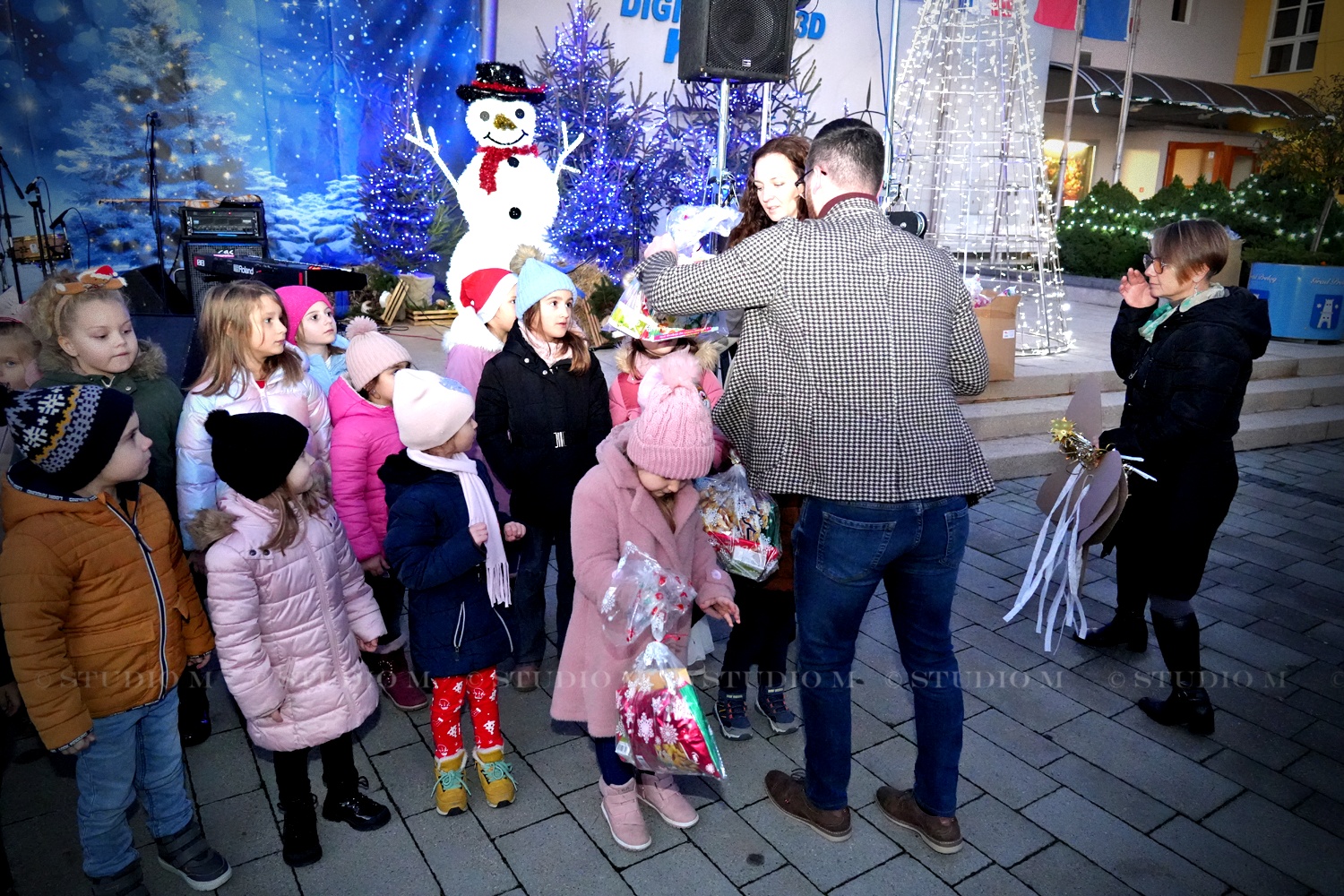 DSC09961 Bozicni sajam Prelog www.studiom.hr