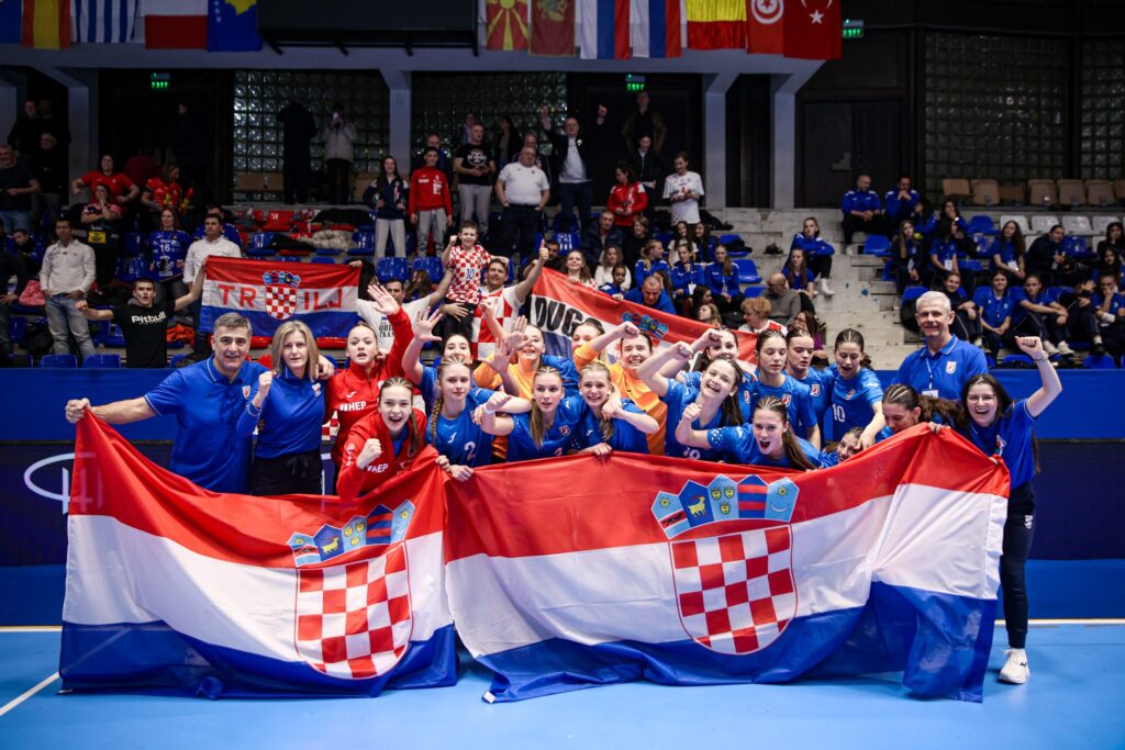 Hrvatska kadetska reprezentacija, rukometašica iz Čehovca Lara Begović, osvojeno ZLATO 14.02.2026. / Foto: HRS