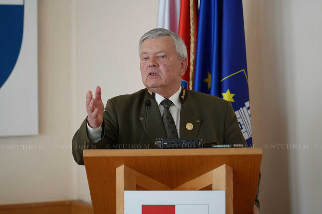 Z Ugovori o zakupu lovista Studio M 19